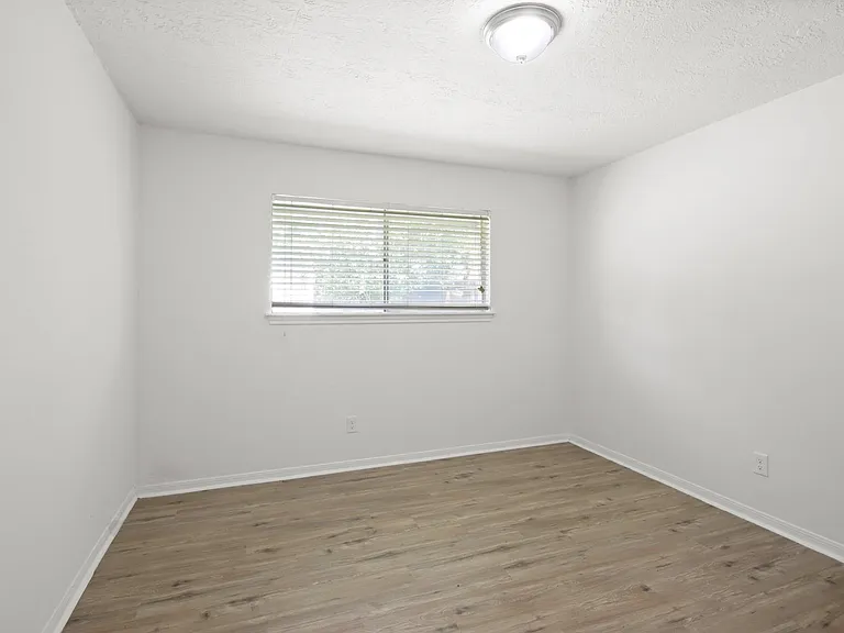 24607 Green Moss Dr — Photo 21