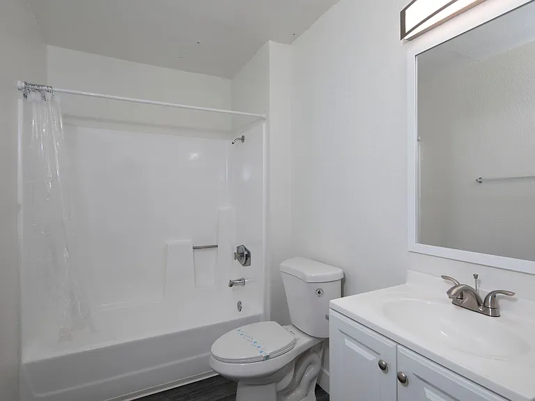 Highland View Apartments — Photo 11