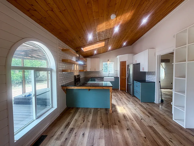 1278 Ridge Rd — Photo 6
