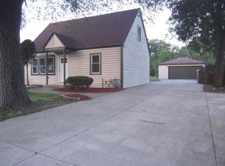 1235 Degener Ave, Elmhurst, IL 60126