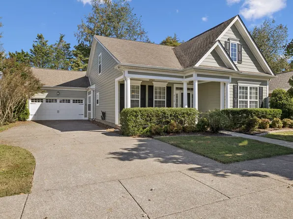 2110 Alteras Dr, Smyrna, TN 37167