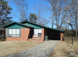 322 Angus St, Conway, AR 72032