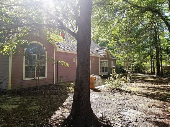 4th image of 8332 Meadowdale Dr