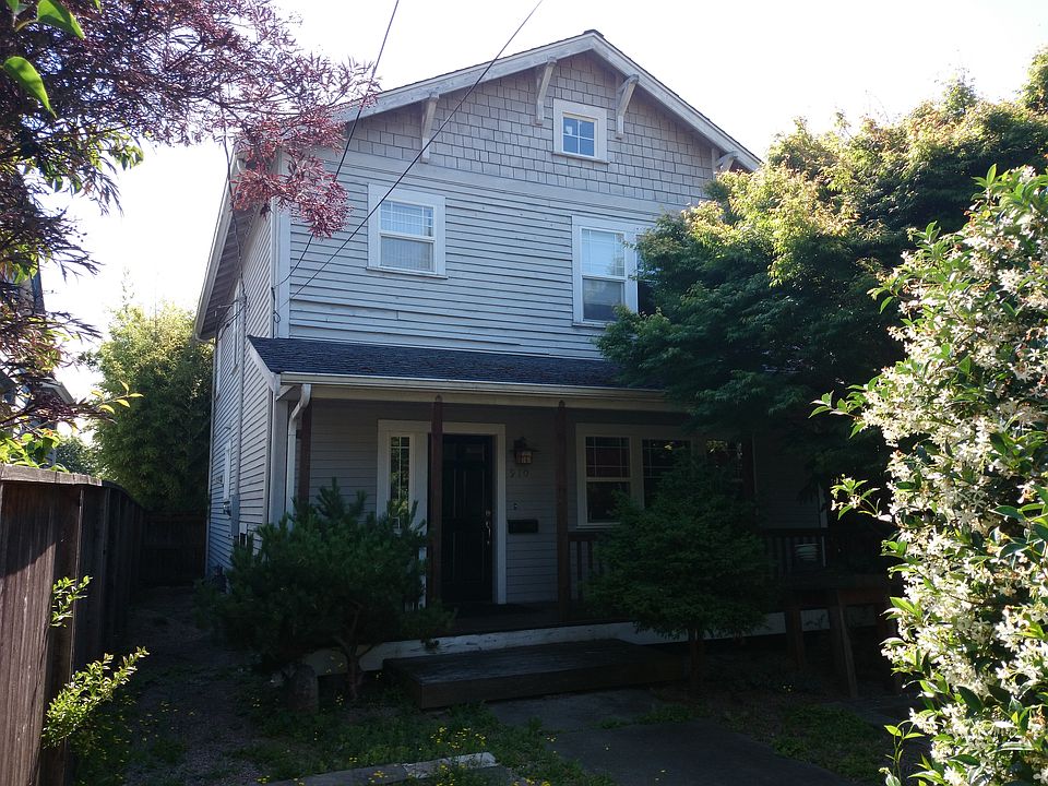 2nd image of 910 21st Ave