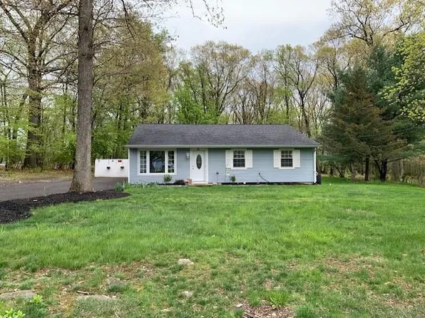 92 Riley Road, New Windsor, NY 12553