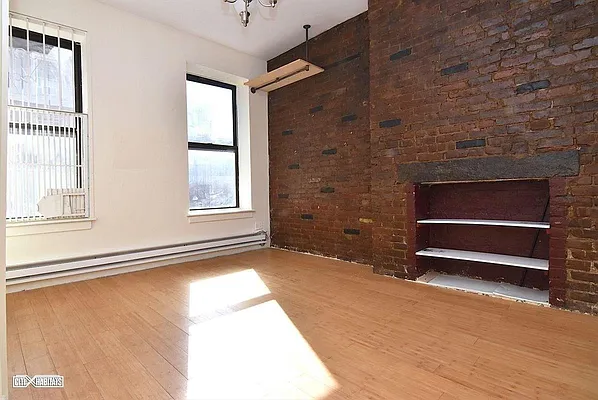 Rented by Citi Habitats | media 30