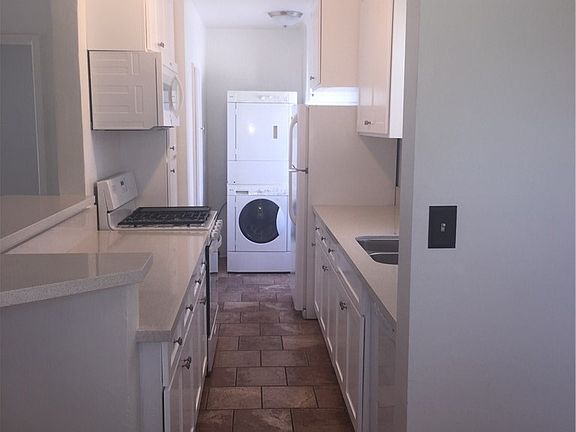 5th image of 3103 W Chandler Blvd