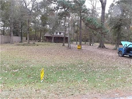 1st image of 79 Lone Pine Dr