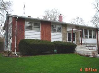 17654 Dundee Ave, Homewood, IL 60430