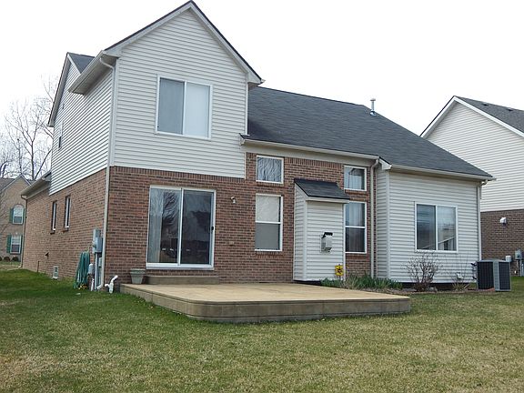 4th image of 870 Patricia Place Dr