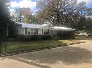 1520 Julian St, Laurel, MS 39440