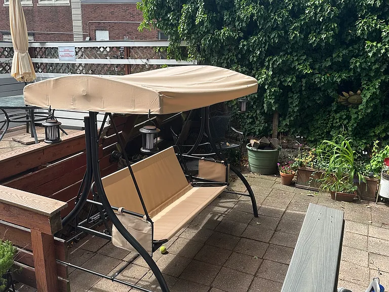 66 Russell St #1 — Photo 4