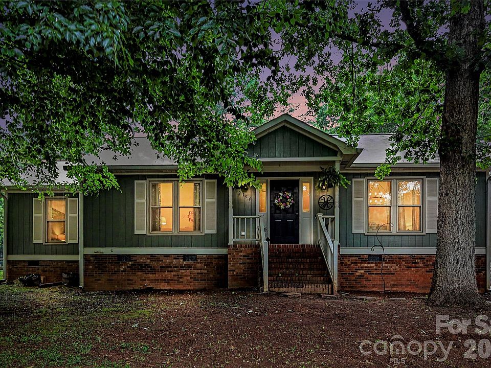 1st image of 2754 Stockwood Dr