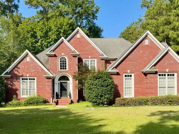 31 Nicklaus Dr NW, Rome, GA 30165