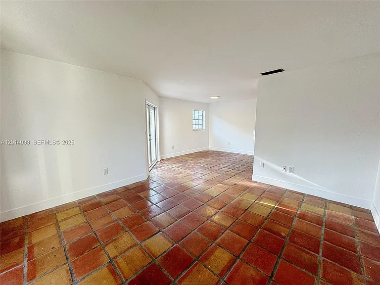 2918 Bird Ave #7 — Photo 3