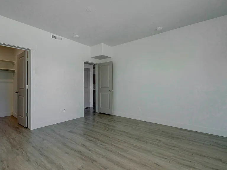 Villas on Main — Photo 24