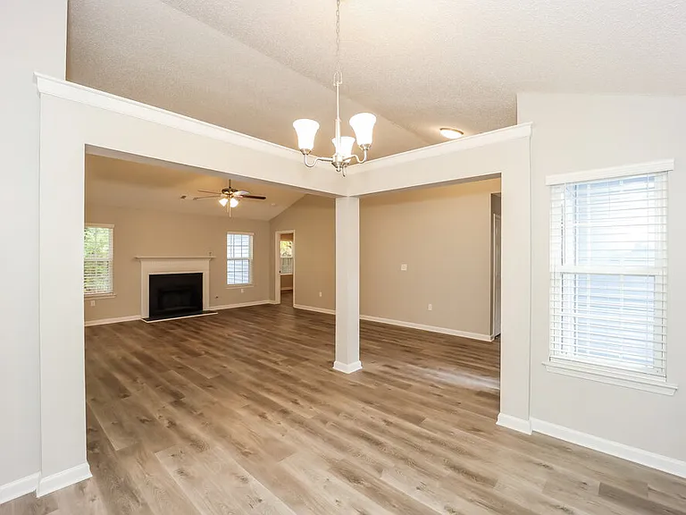 154 Fairhaven Trl — Photo 7
