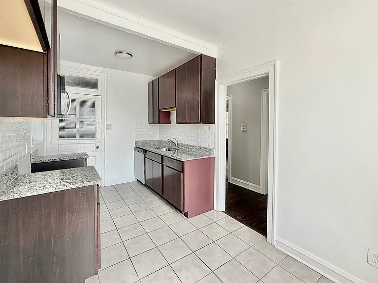 2206 W Rosemont Ave #2 — Photo 6