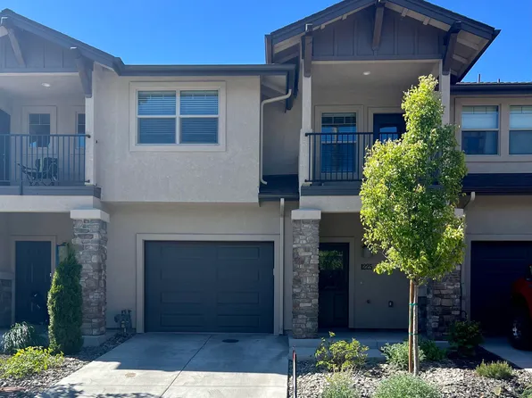 1225 Correlli Ct, Carson City, NV 89706