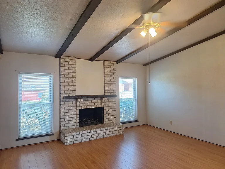 10238 White Elm Rd — Photo 3