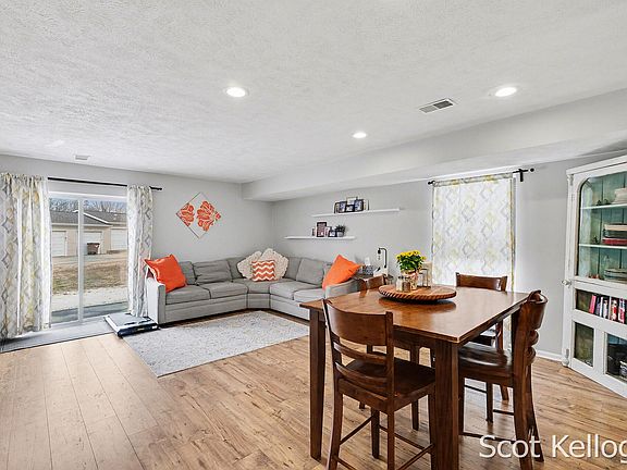 5th image of 7016 S Cannon Place Dr #15