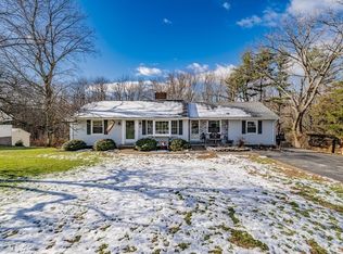 51 Hillside Dr, East Longmeadow, MA 01028