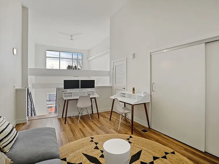 950 Lofts — Photo 81