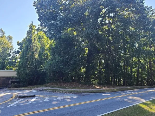 2450 S Bethsaida Rd, Fairburn, GA 30213