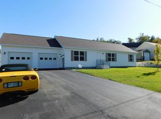 199 Butternut Rd, White River Junction, VT 05001