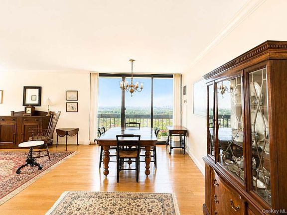 3rd image of 26910 Grand Central Parkway #30D