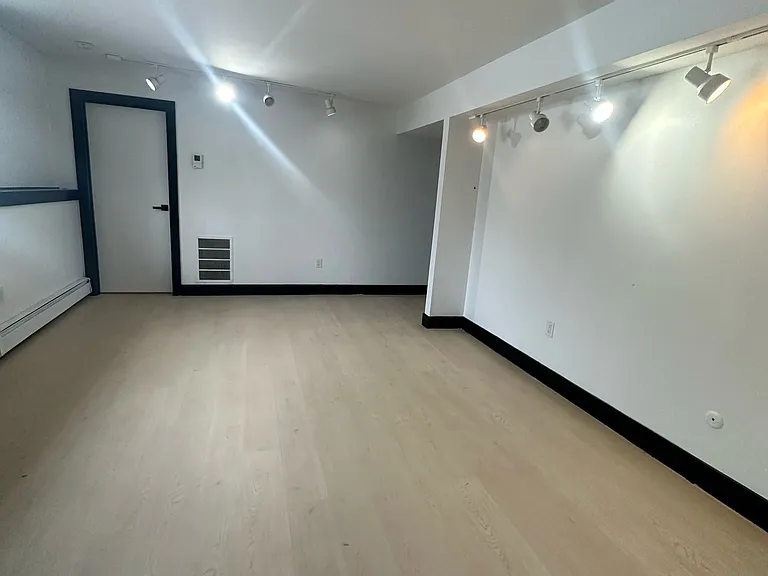 40 Felter Hill Rd — Photo 14