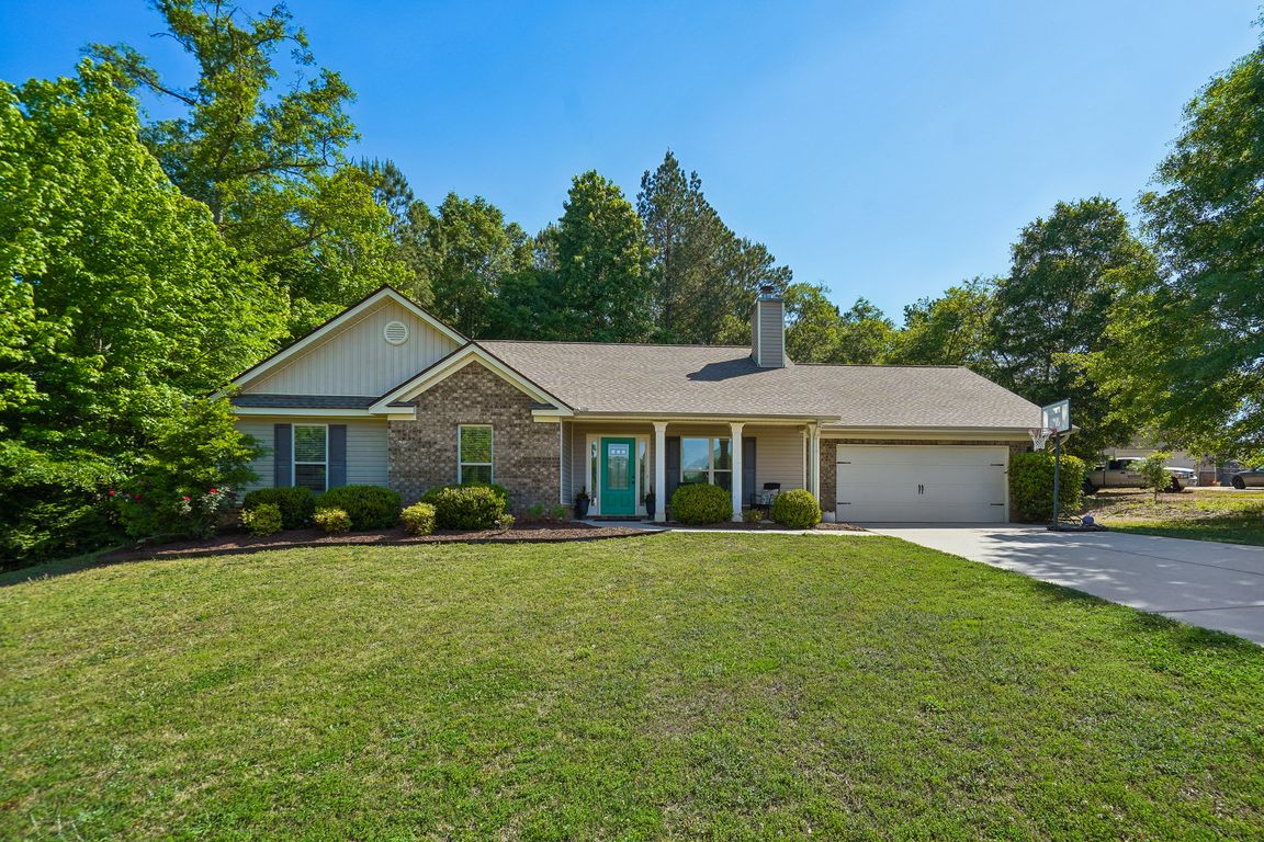 Springside Dr-S0605-002.jpg