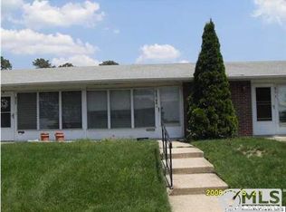 670D New Castle Ct, Lakewood, NJ