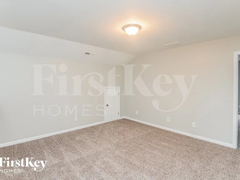 2000 Yellow Daisy Dr — Photo 12