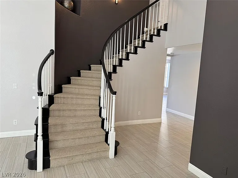 8218 Mount Nido Dr — Photo 24