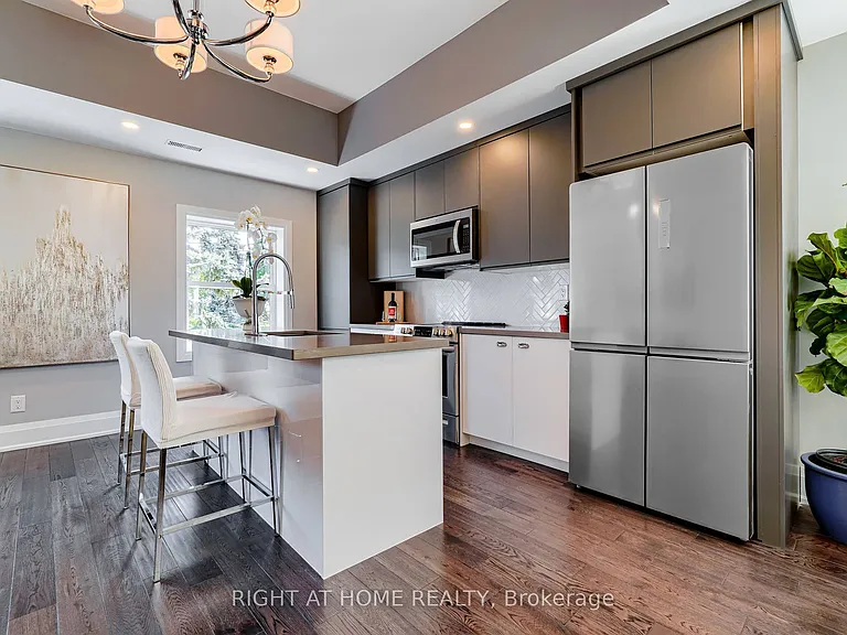 294 S Kingsway Rd #3 — Photo 6