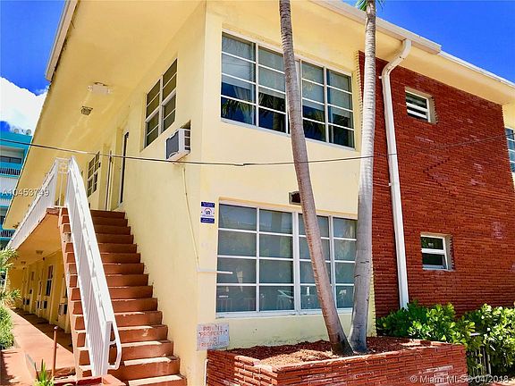 3rd image of 6944 Byron Ave APT 3