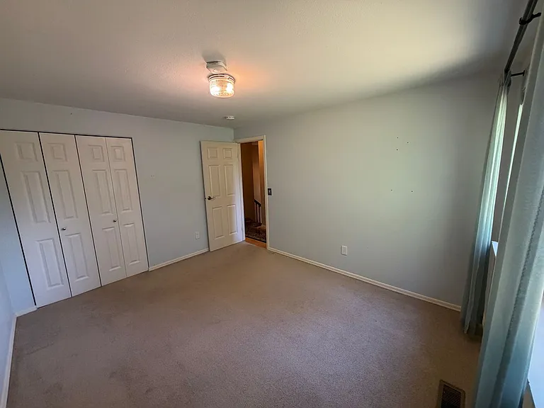 15802 SE 47th St — Photo 13
