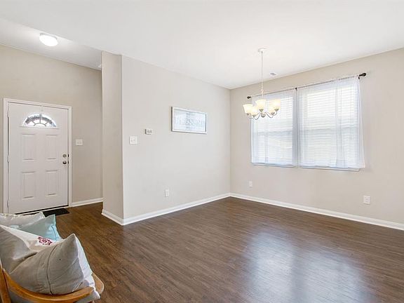 5th image of 21627 Royal Troon Dr