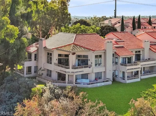 1976 Swallow Ln, Carlsbad, CA 92009