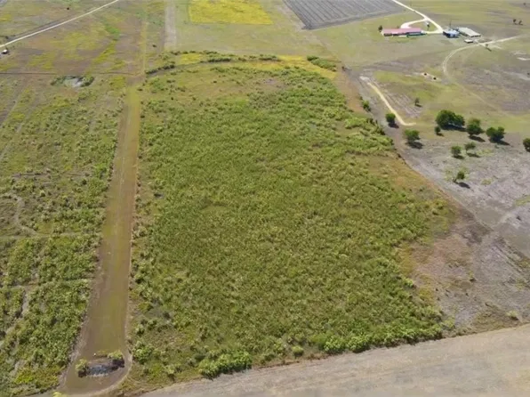 1123 Fm, Holland, TX 76534