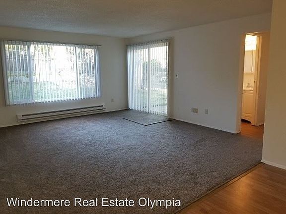 5th image of 6102 Glen Mary Ln SE APT B