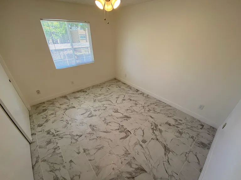 16450 Lariat Rd #4 — Photo 3