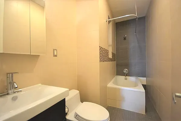 Rented by Voro New York | media 16