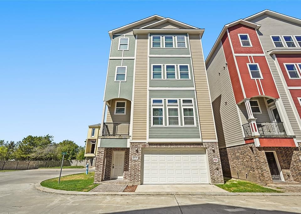 1st image of 2116 Bidwell Dr