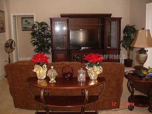 4th image of 273 Terranova Blvd