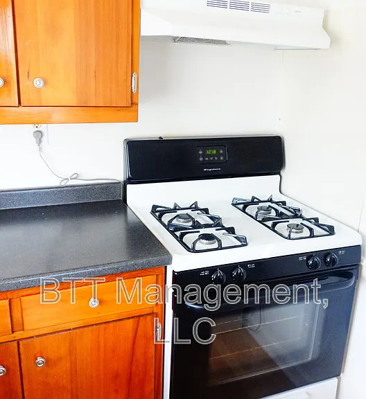 8400 Greenwood Ave #4 — Photo 54