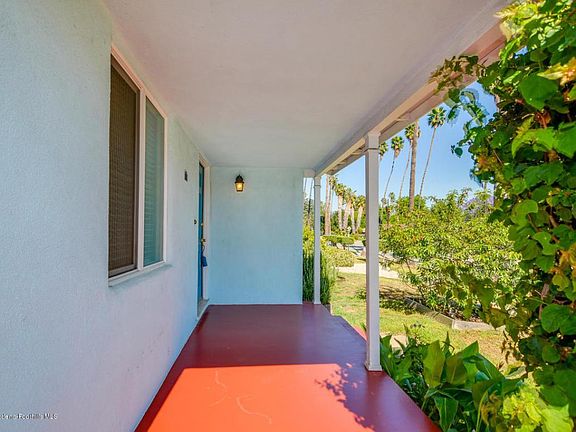3rd image of 761 Figueroa Dr
