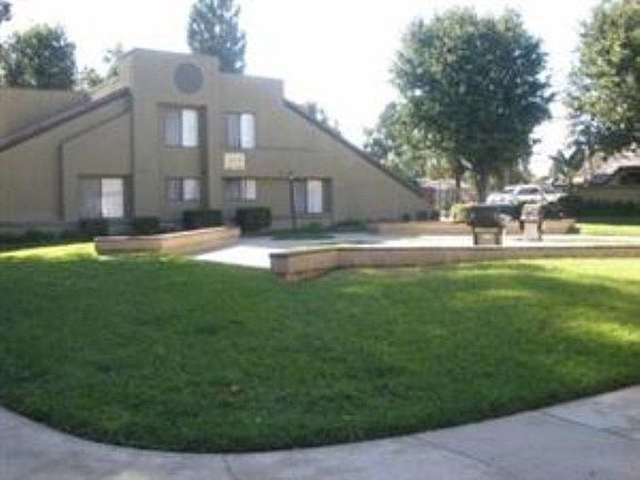 3rd image of 428 N Imperial Ave APT D