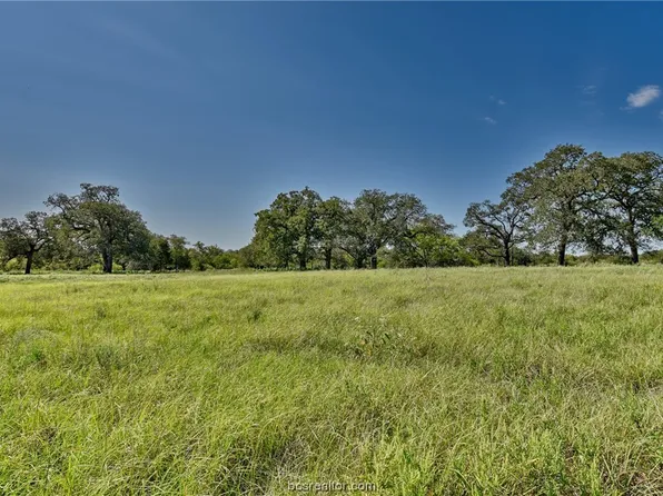 1-24 Starlight Path, Red Rock, TX 78662